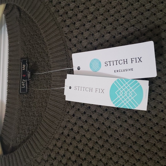 Sweater with elbow patch - Picture 3 of 8